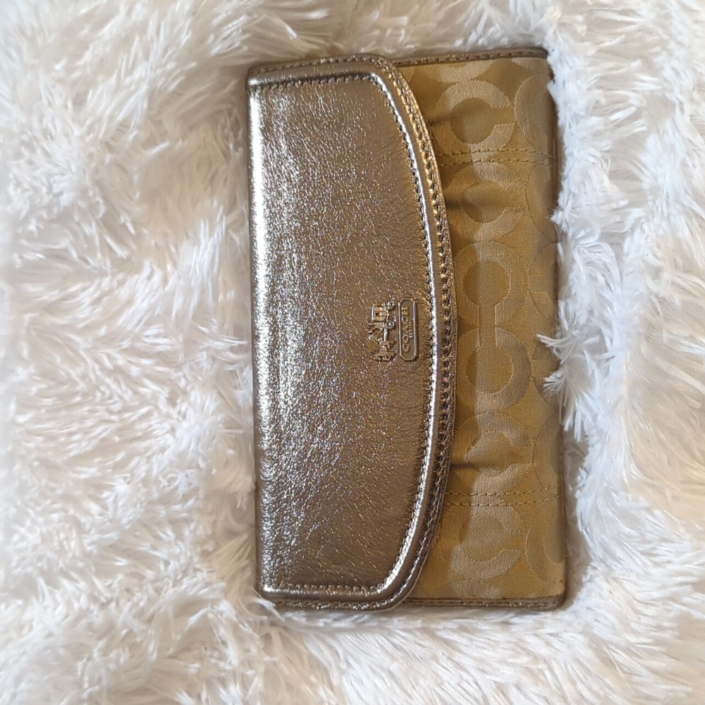 Coach Vintage Long Wallet